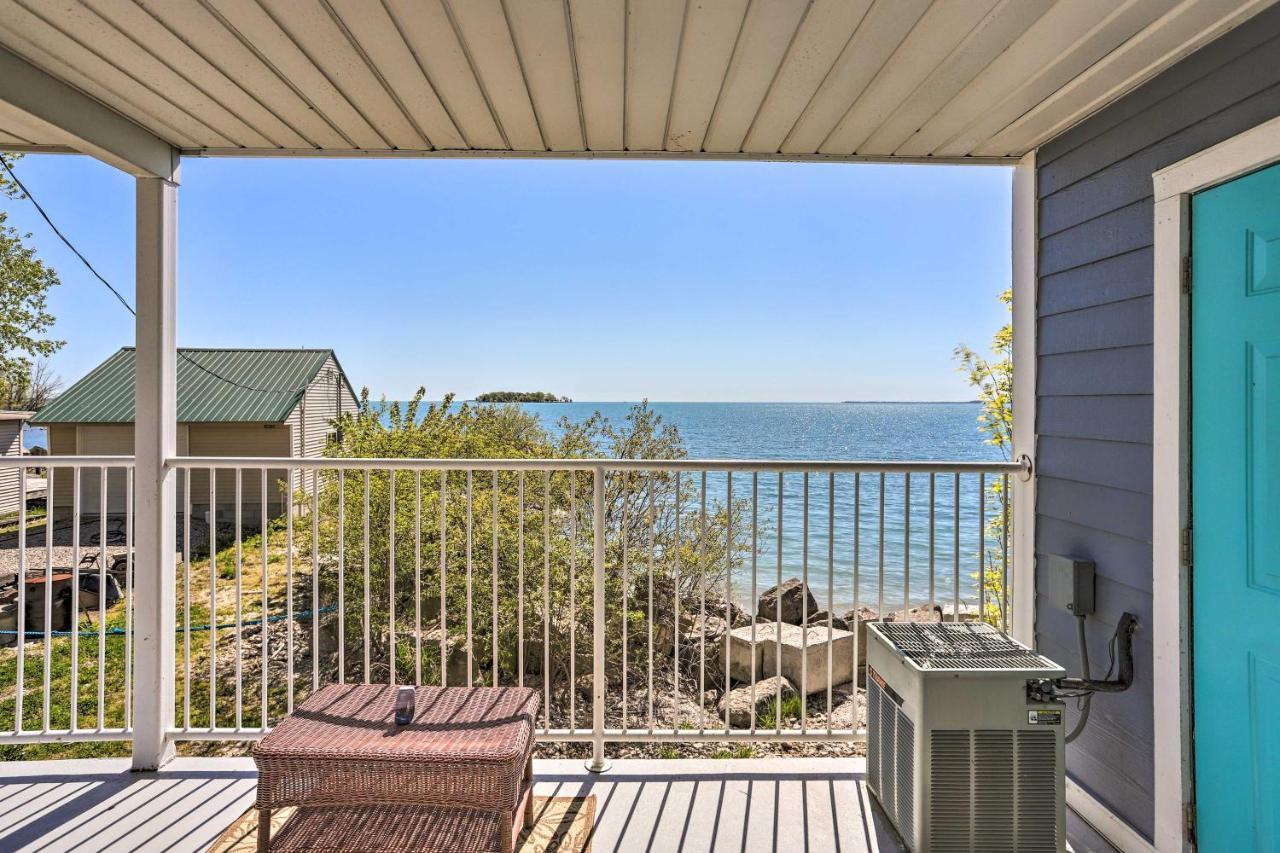Apartament Waterfront Bass Island Retreat With Balcony And Tv Put-in-Bay Zewnętrze zdjęcie